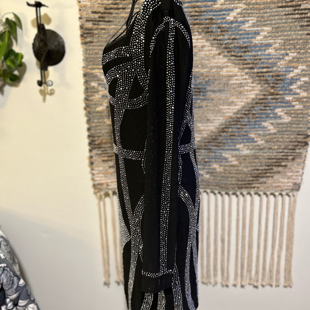 Elegant Black and Silver Women's Dress - Picture 5 of 11